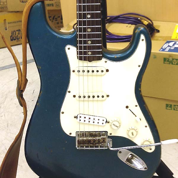 ◆楽器盗難情報◆Fender Stratocaster (LPB) 1969年製 / 大阪市北区