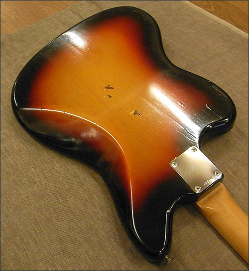 ◆楽器盗難情報◆ Fender Jazzmaster 1962年製など (エレキ、エフェクター11点、その他小物類数点)|東京都荒川区3